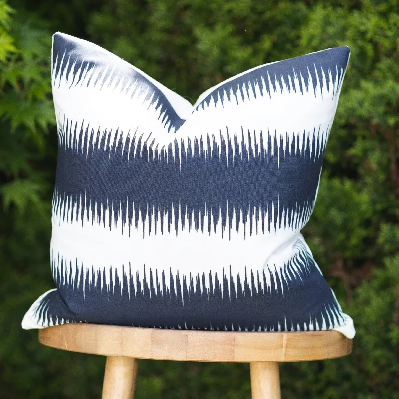 OCEAN || Navy & White Abstract Indoor/Outdoor Pillow Cover