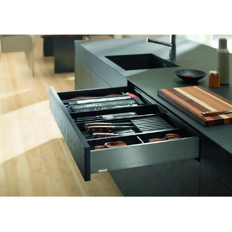 Blum Legrabox M 21-5/8" Standard Drawer Kit With Tip-On Blumotion, Grey, 155 LB