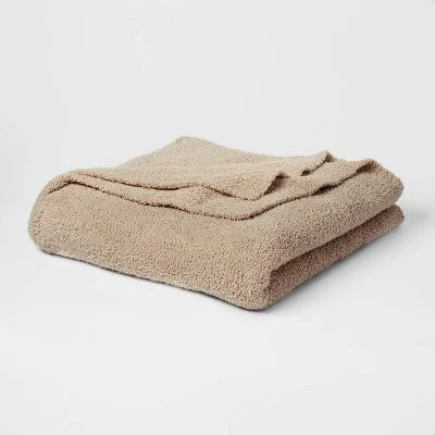 New - Full/Queen Cozy Chenille Bed Blanket True Khaki - Threshold