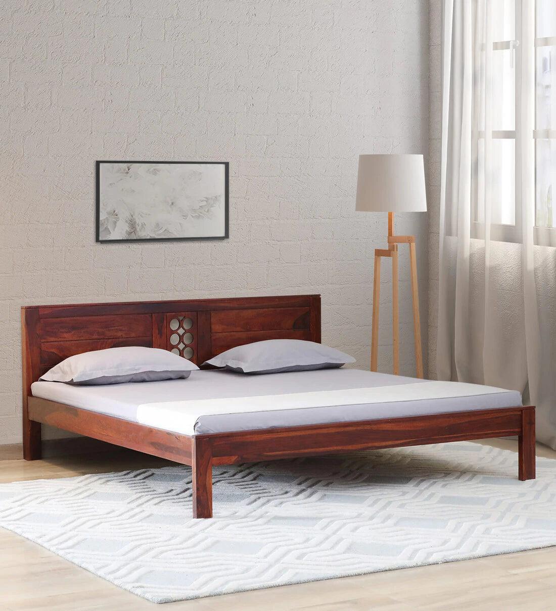 Sheesham Wood King Size Bed in Scratch Resistant Honey Oak Finish