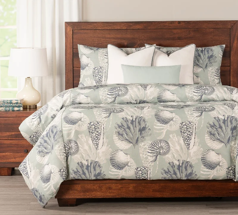 Amelia Island Queen Comforter Set