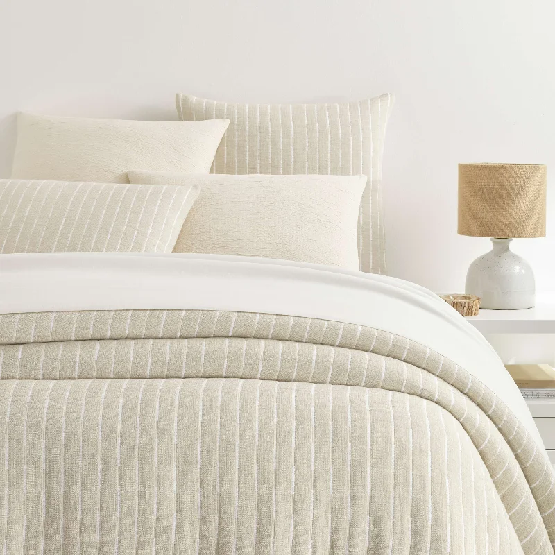 Marino Natural/Ivory Matelasse Coverlet