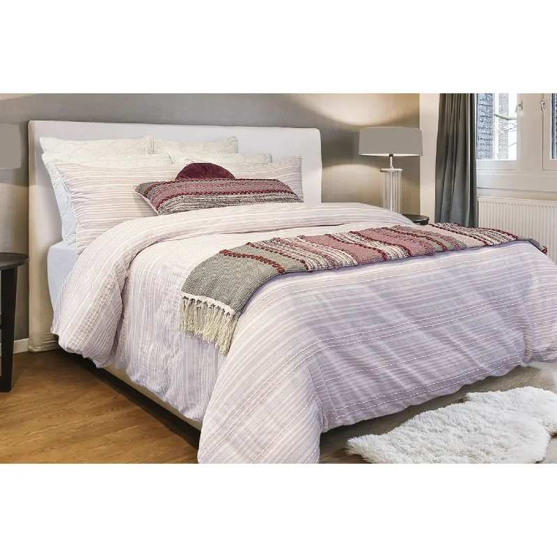 Yura 3 Piece Duvet Set